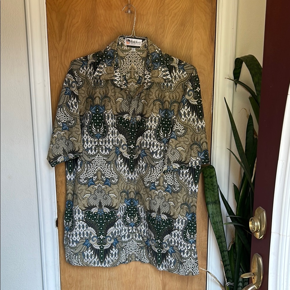 Men's Casual Button Down Shirt - Green and Brown Pattern